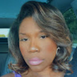 Meet your Posher, Nia